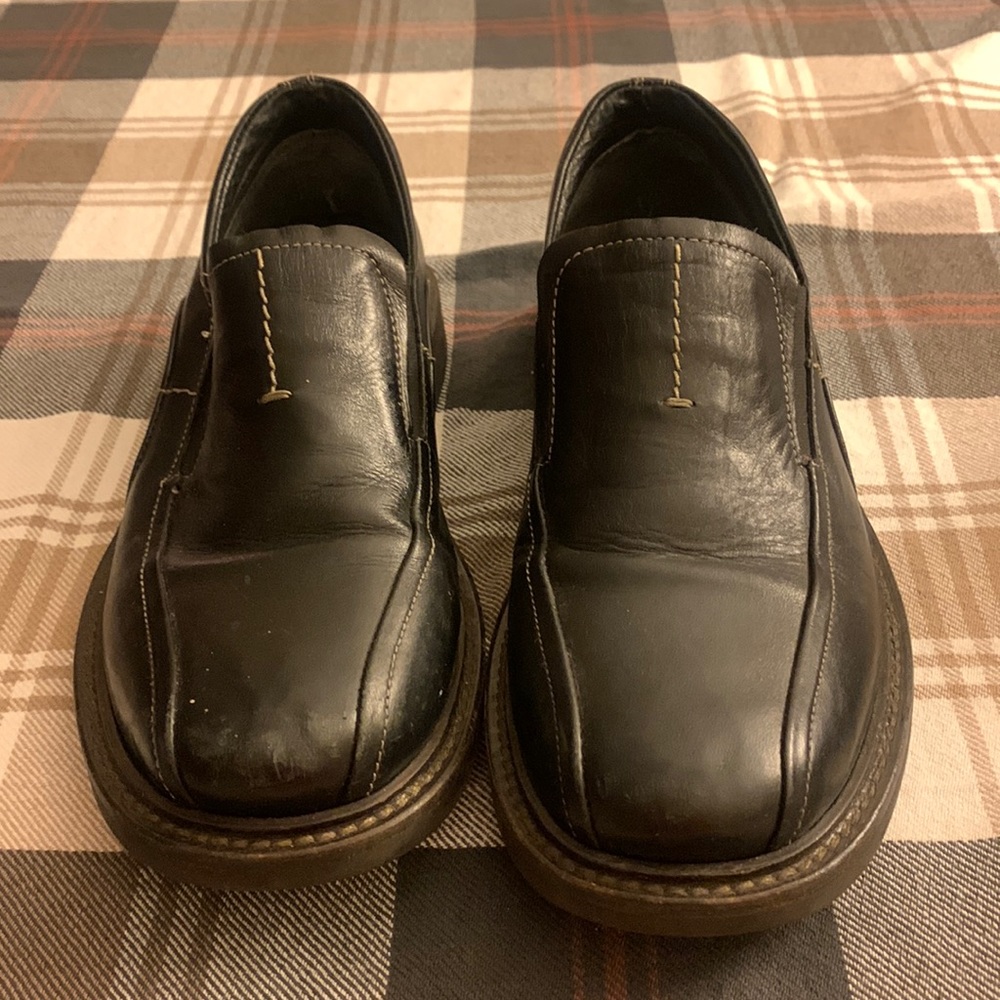 Brown Shoe Brand BLACK leather shoe